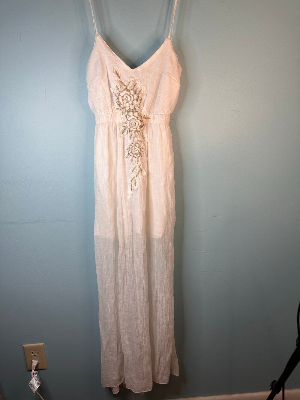 Say What? white spaghetti strap gauze gold floral embroidery boho festival small